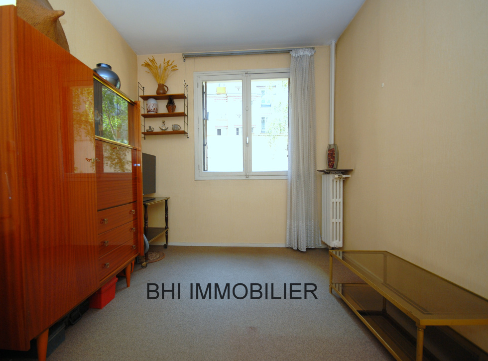 CHAMBRE 1