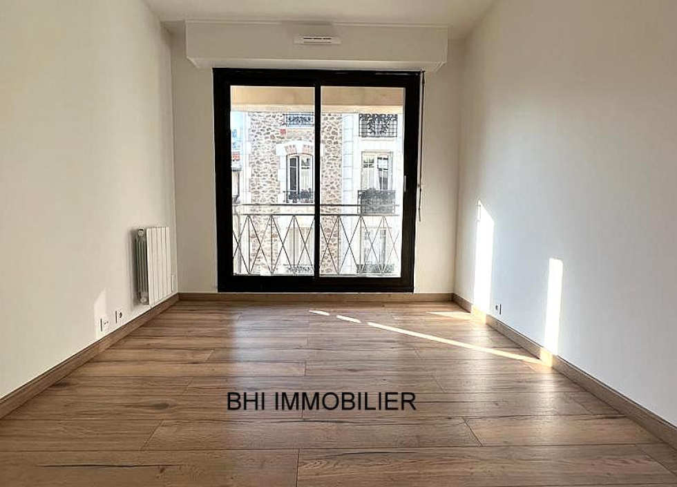 CHAMBRE  AVEC BALCON