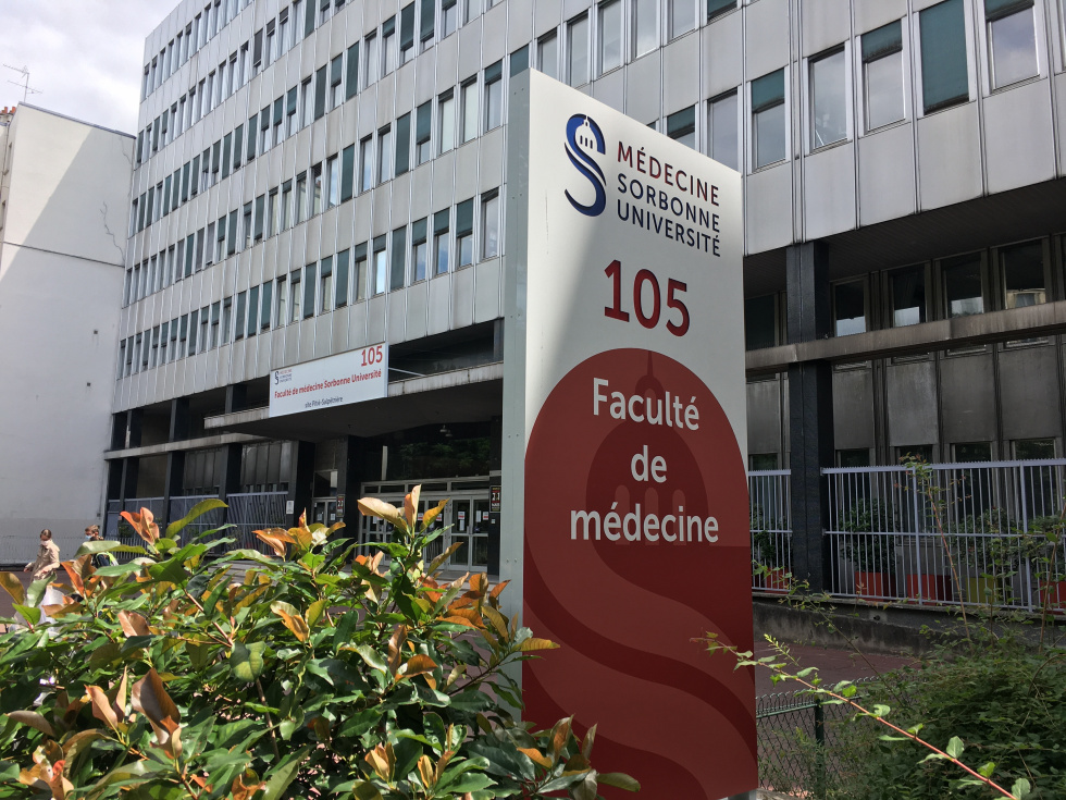 UNIVERSITE DE MEDECINE LA PITIE SALPETRIERE A 4 MINUTES A PIED