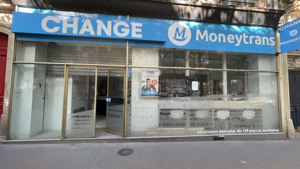 FACADE DE 9 METRES