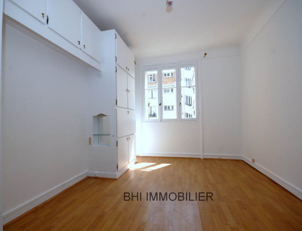 CHAMBRE 1
